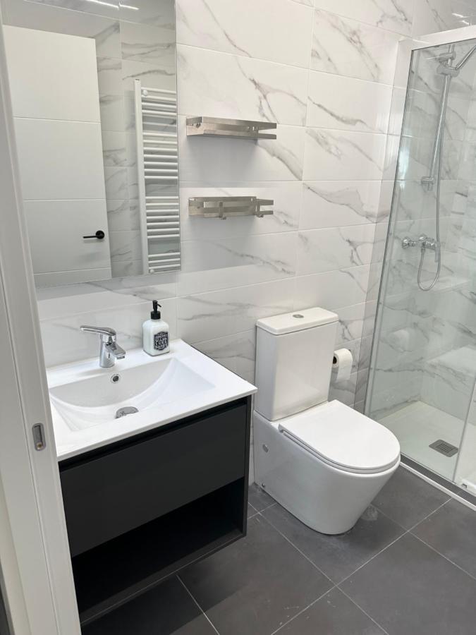 Apartamento Vigo Centro Puerta Del Sol Luaran gambar