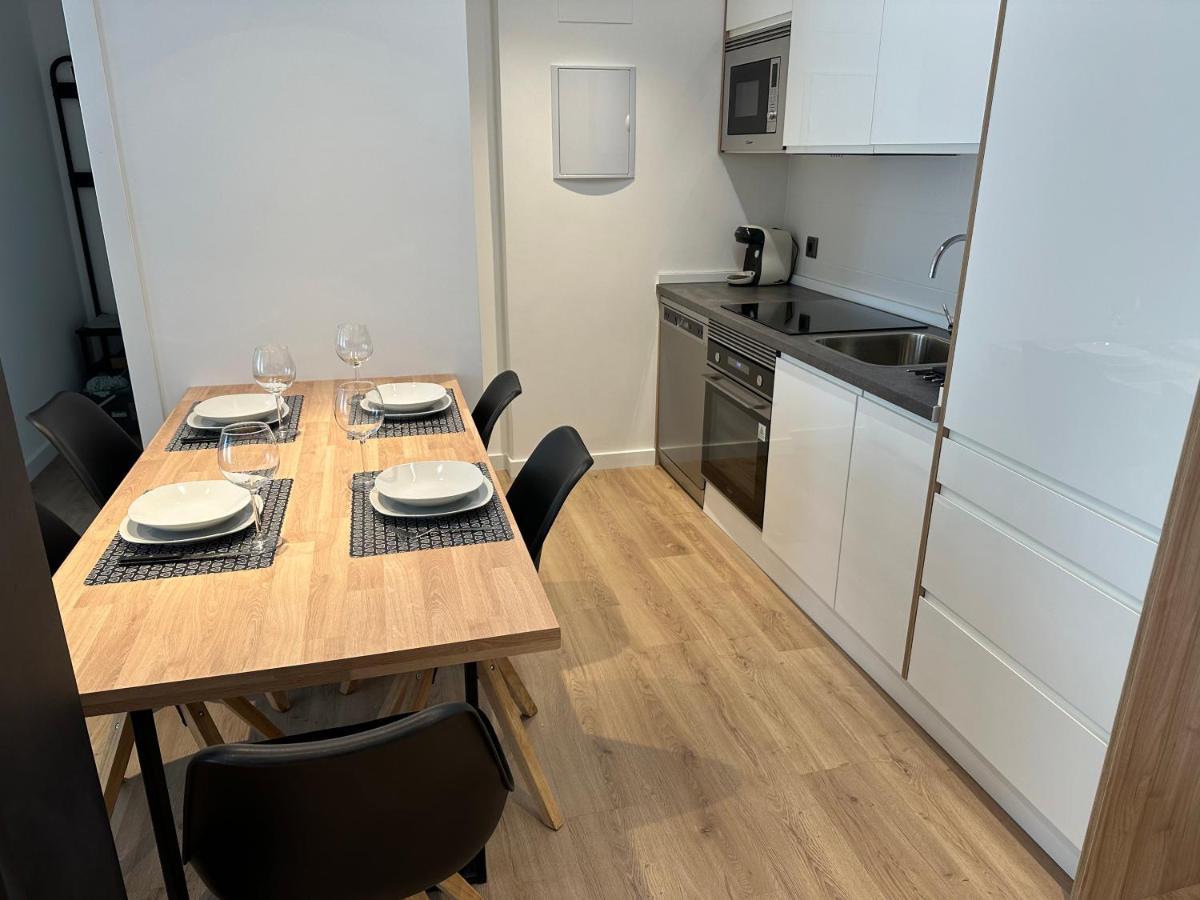 Apartamento Vigo Centro Puerta Del Sol Luaran gambar