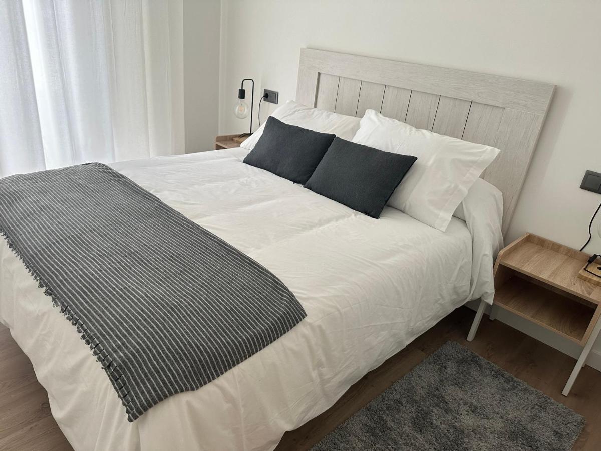 Apartamento Vigo Centro Puerta Del Sol Luaran gambar