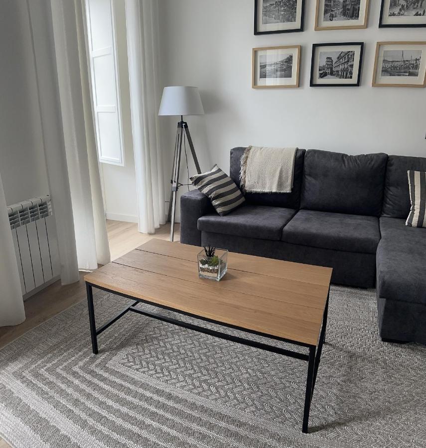 Apartamento Vigo Centro Puerta Del Sol Luaran gambar