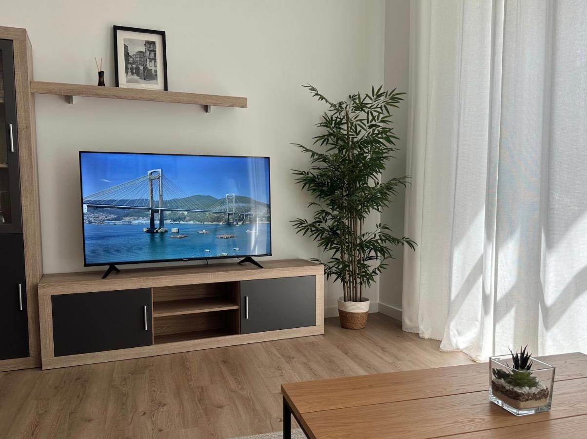 Apartamento Vigo Centro Puerta Del Sol Luaran gambar