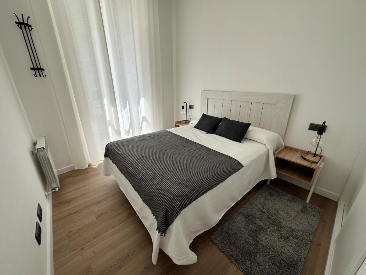 Apartamento Vigo Centro Puerta Del Sol Luaran gambar