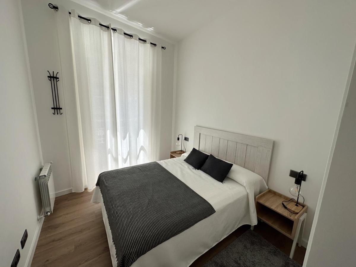 Apartamento Vigo Centro Puerta Del Sol Luaran gambar